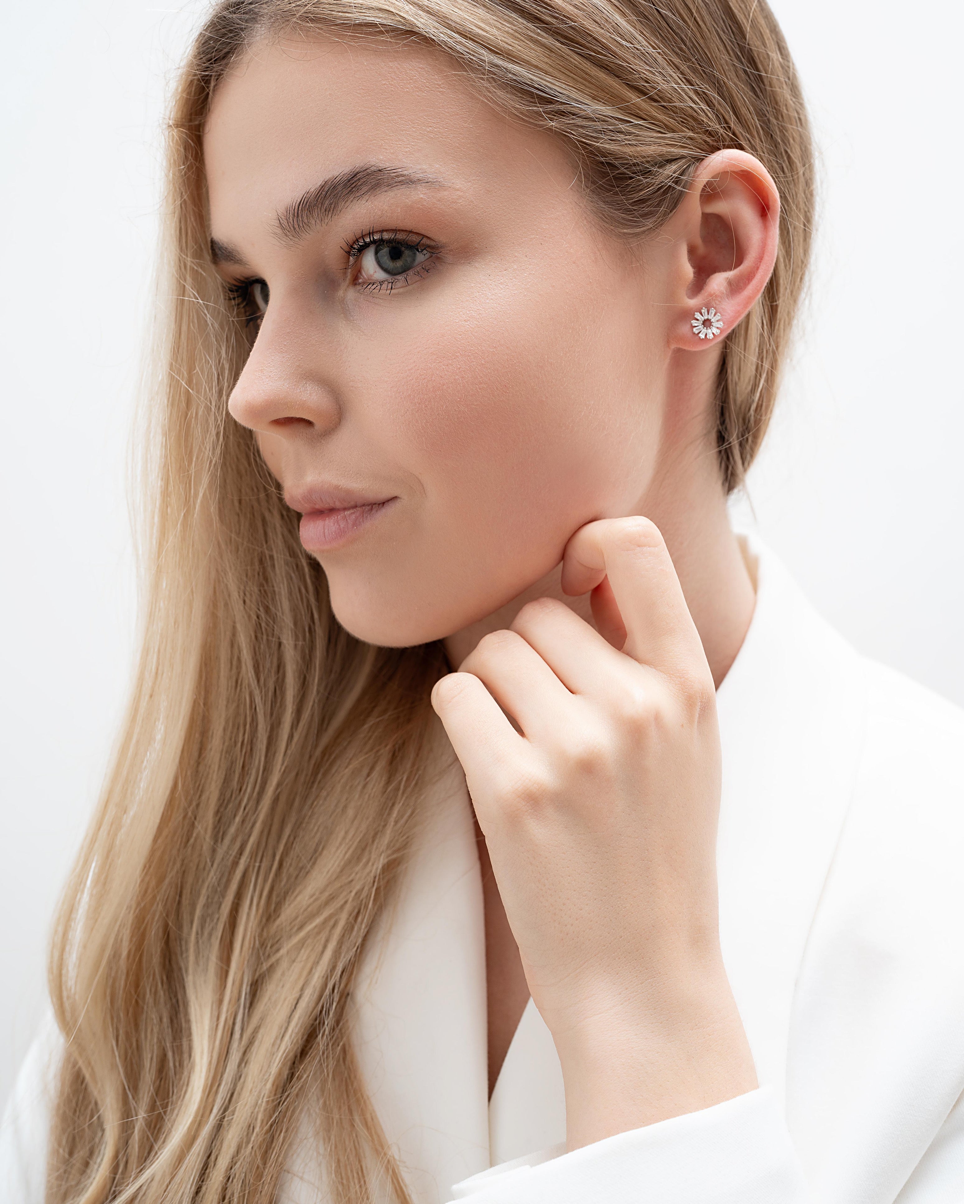 Clearcircle earrings