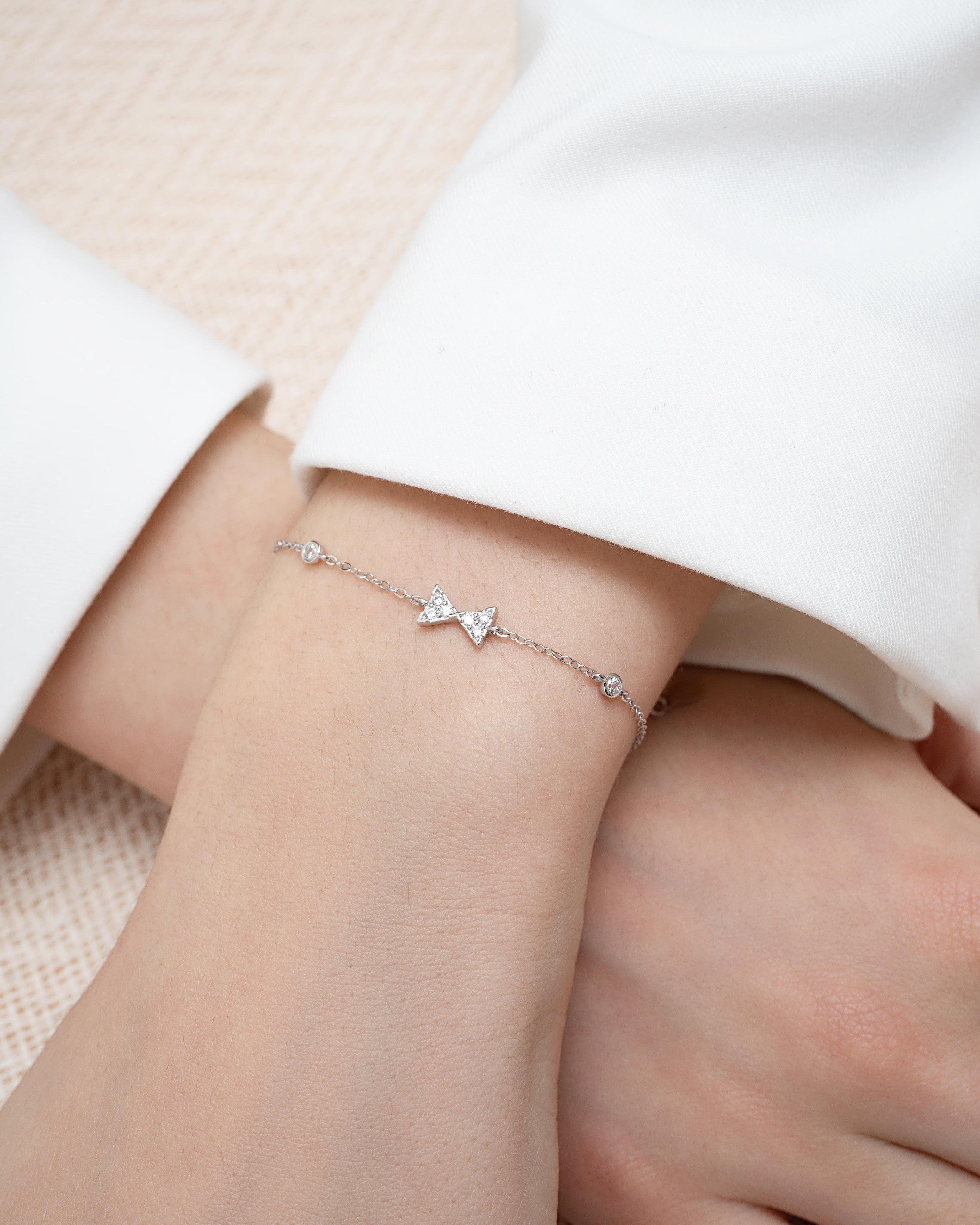 Bow Bracelet