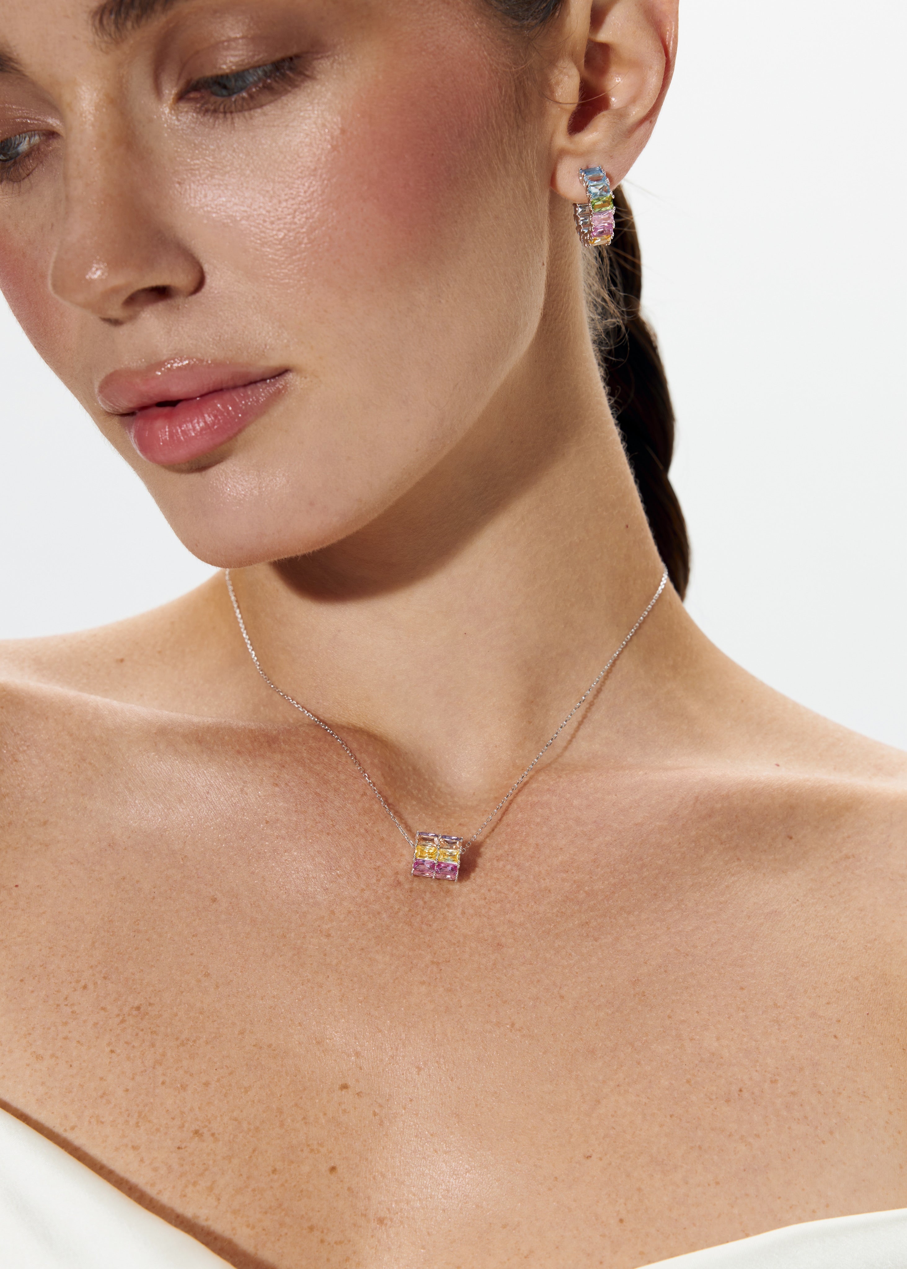 Сережки Colora